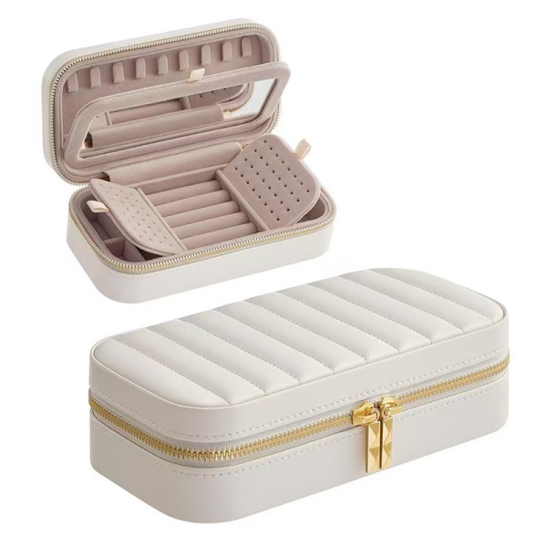  Quilted Travel Jewelry Box