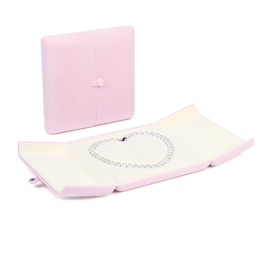 Custom jewelry packaging with logo