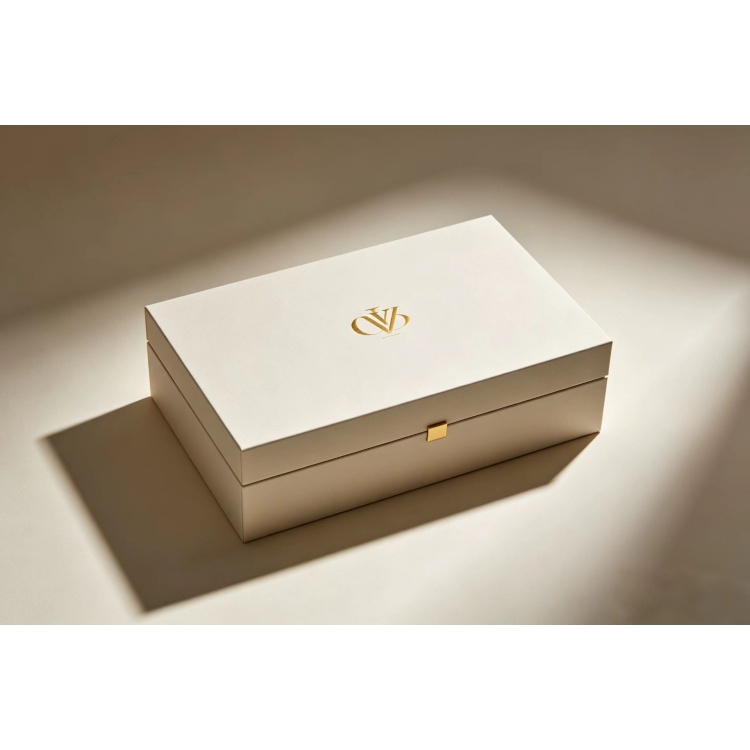 Minimalist Luxury Wine Gift Box Packaging Design-2_副本.jpg