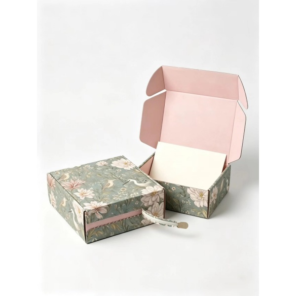 1785805886817616.jpg Floral Gift Box Packaging-1.jpg
